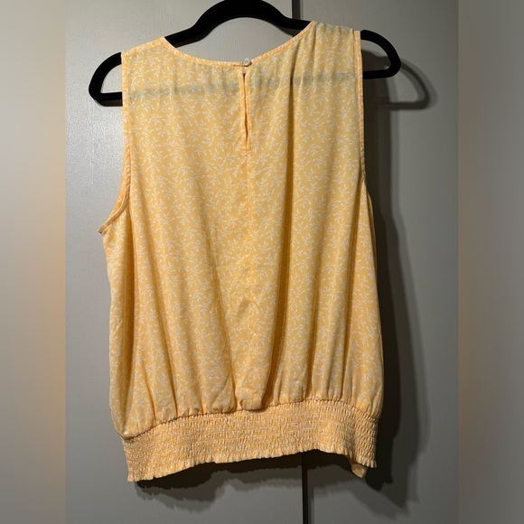 NEW Loft Sleeveless Top - Picture 2 of 6